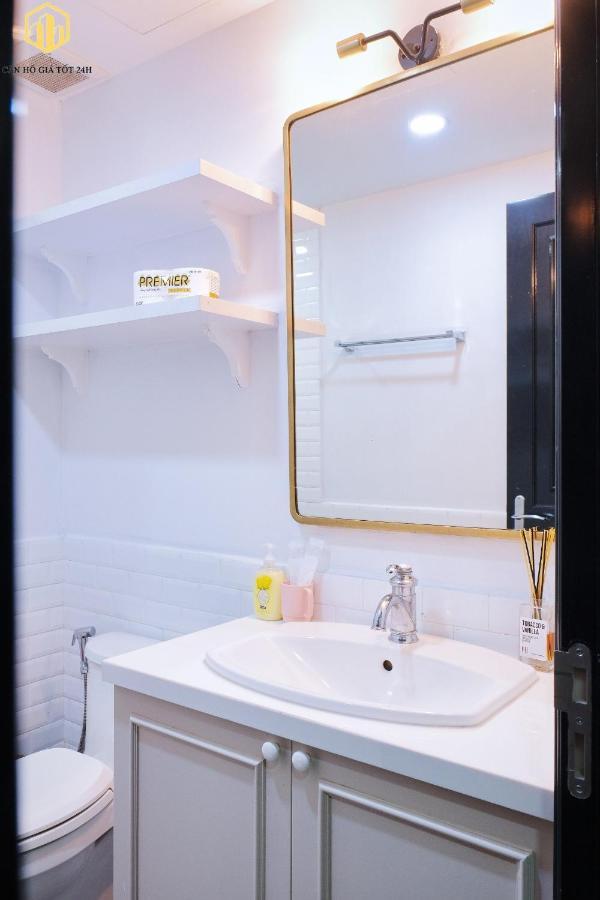 The Gold View D4- 2br 2wc, Balcony -luxurious - Canhogiatot24h * TP. Hồ Chí Minh